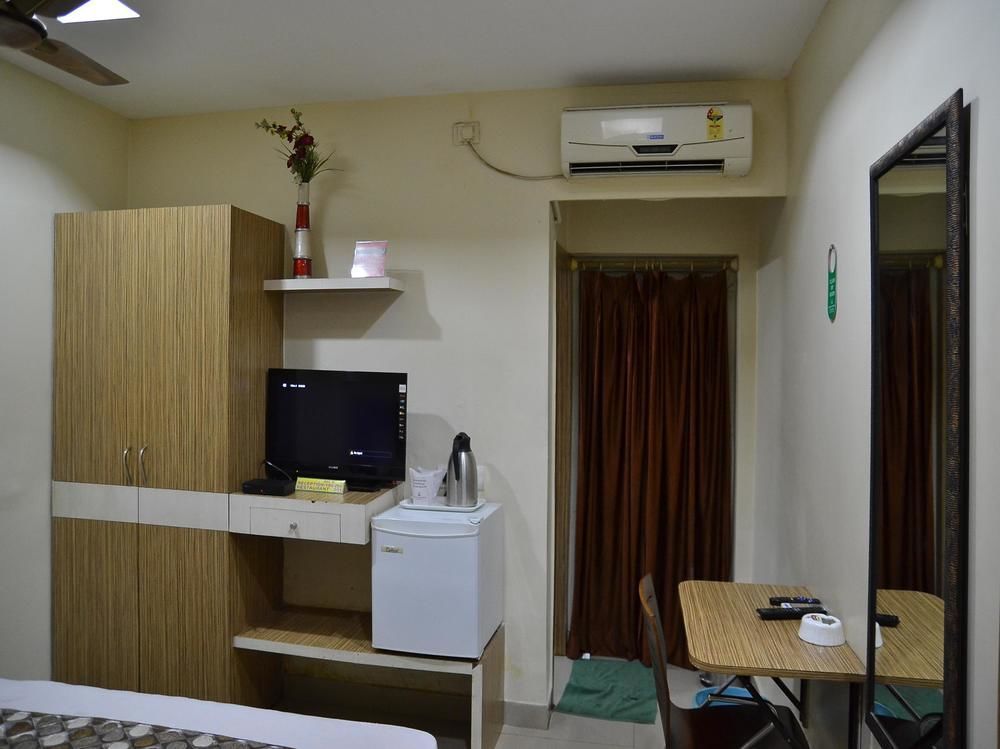 בובנשוואר Oyo 3019 Hotel Lingaraj מראה חיצוני תמונה