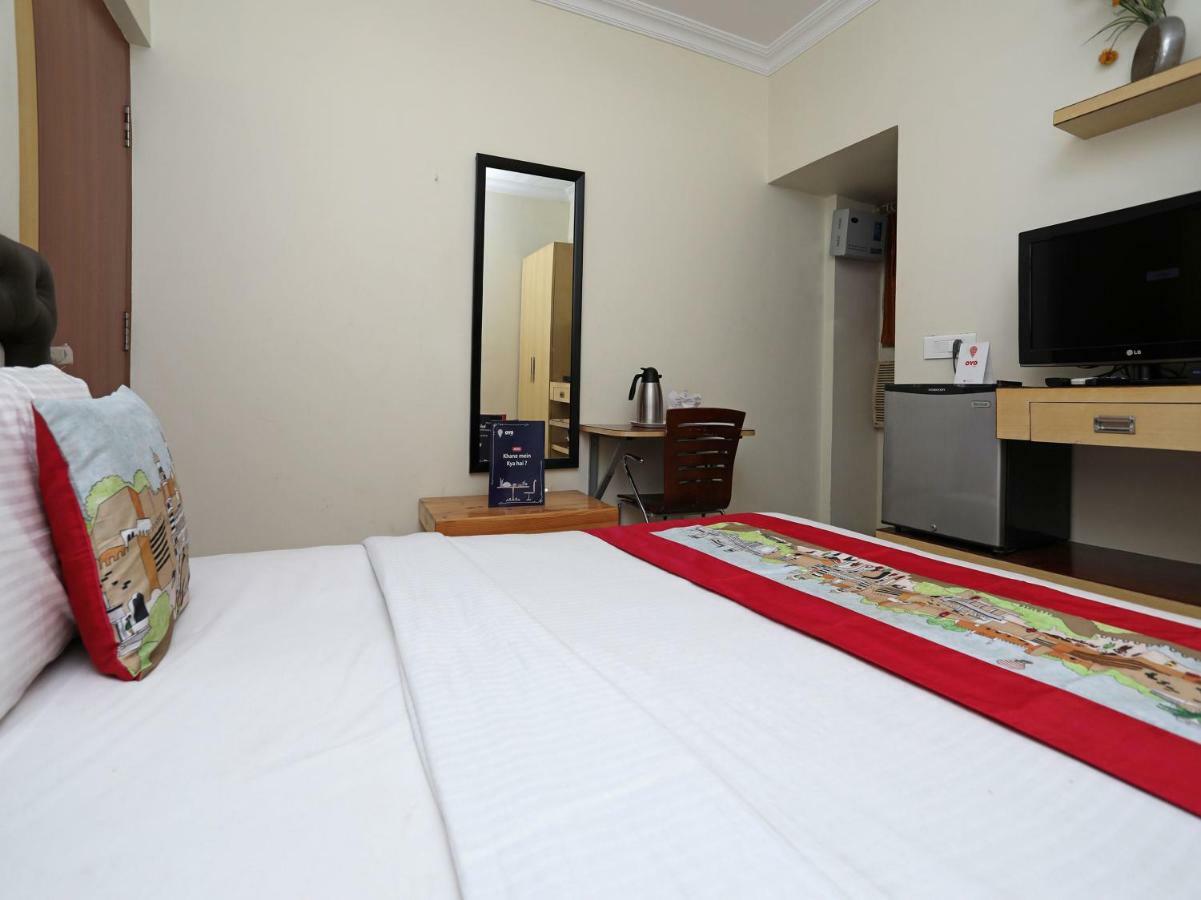 בובנשוואר Oyo 3019 Hotel Lingaraj מראה חיצוני תמונה