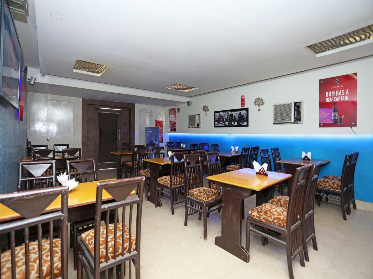 בובנשוואר Oyo 3019 Hotel Lingaraj מראה חיצוני תמונה